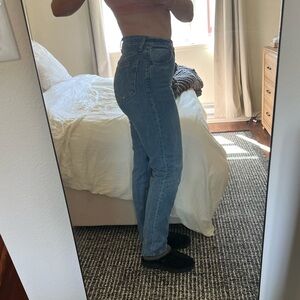 Abercrombie ‘90s straight ultra high rise